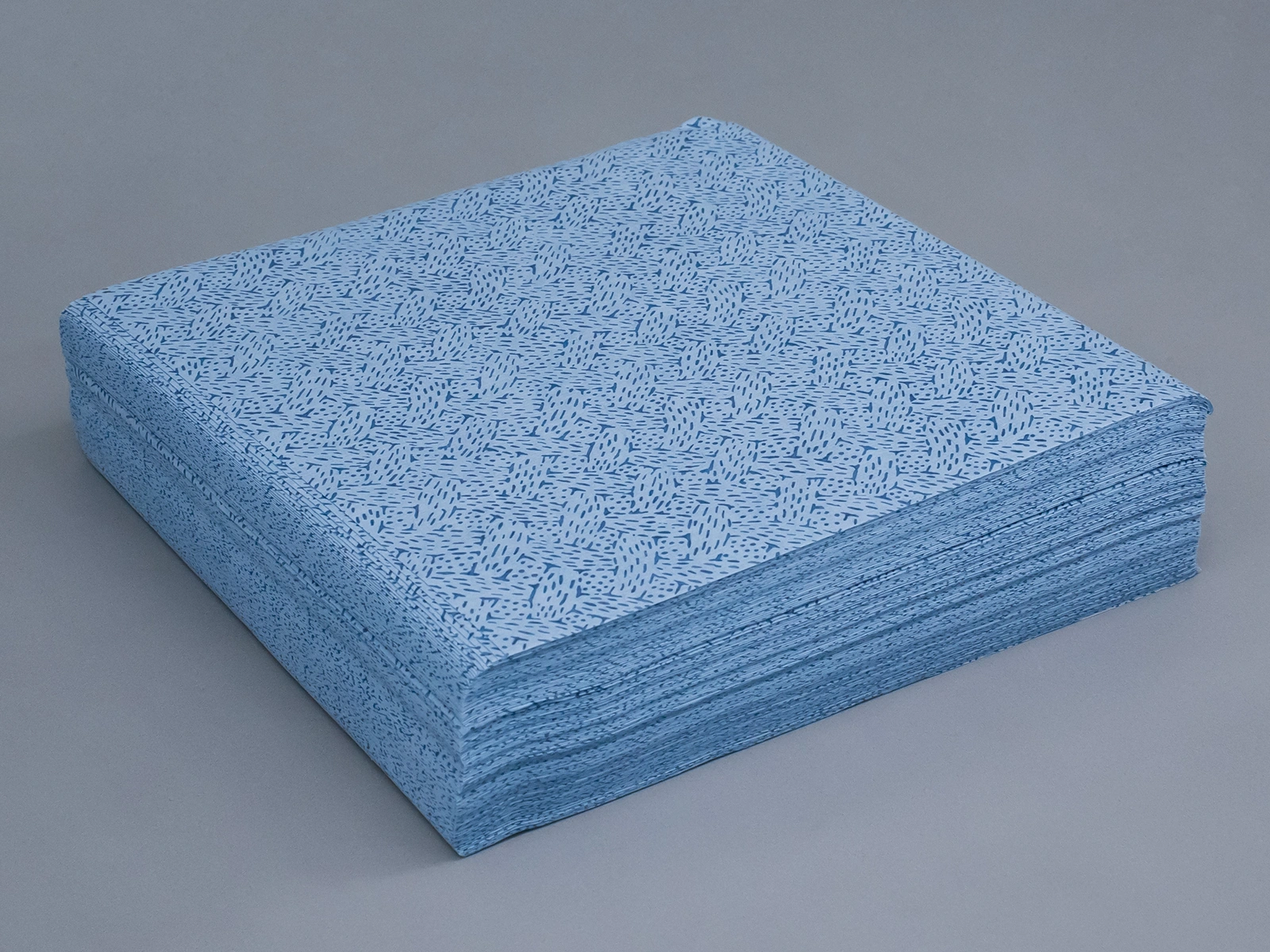 WIPESTAR® W4203强力吸油布平铺效果